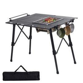 Outdoor folding table